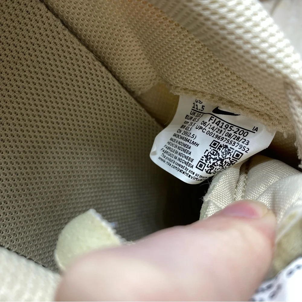 Nike‎ Waffle Debut Sneakers Hemp Sandrift Safety Orange Mens 11.5